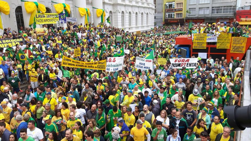 Índice de Democracia aponta que 77% dos curitibanos nunca participaram de uma manifestação – Band News Curitiba